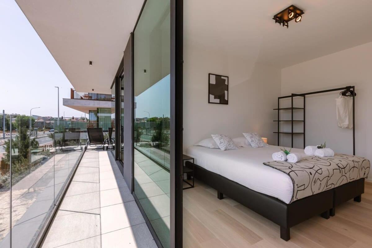 New, Luxurious And Modern Apartment With Private Parking Koksijde Dış mekan fotoğraf