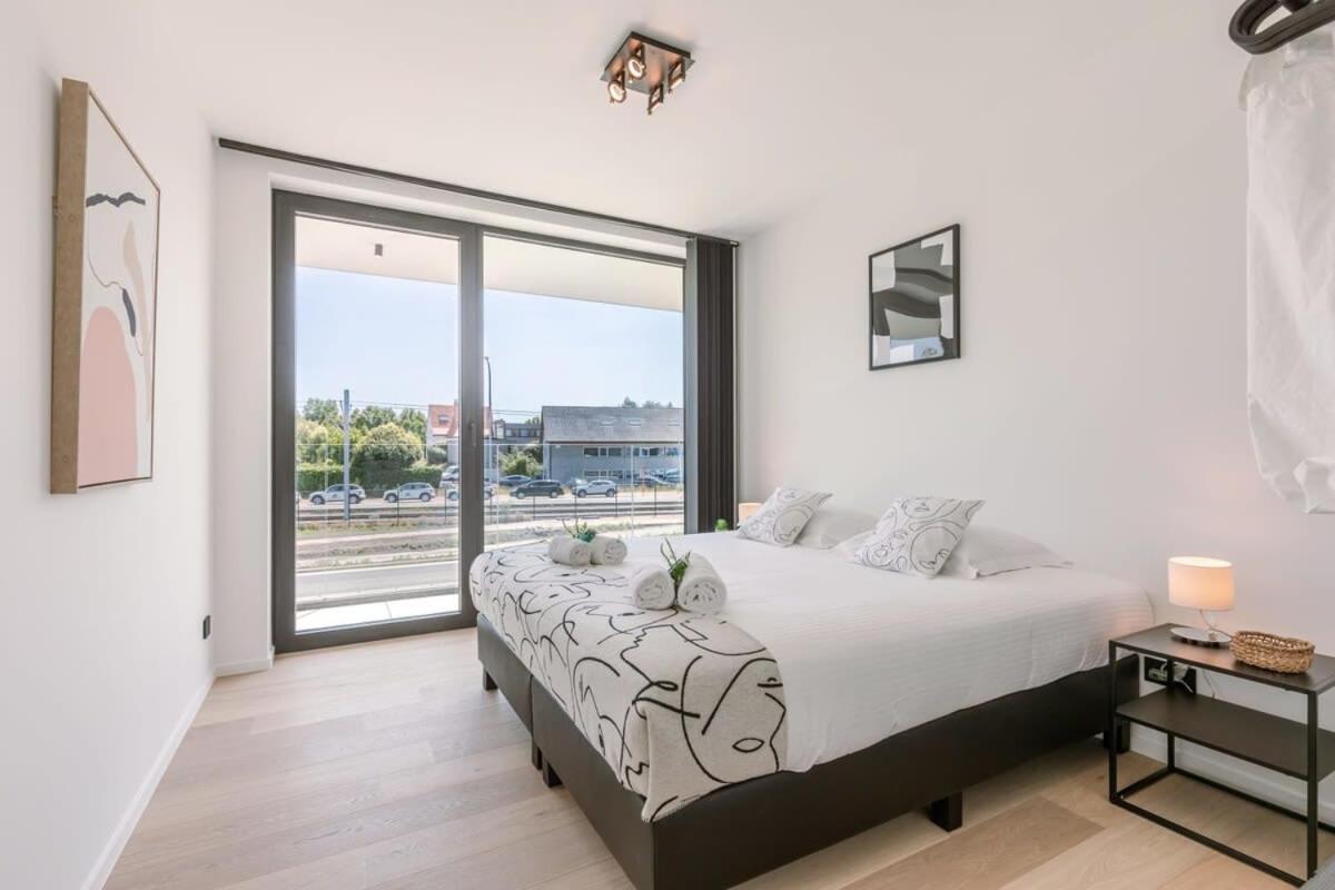 New, Luxurious And Modern Apartment With Private Parking Koksijde Dış mekan fotoğraf