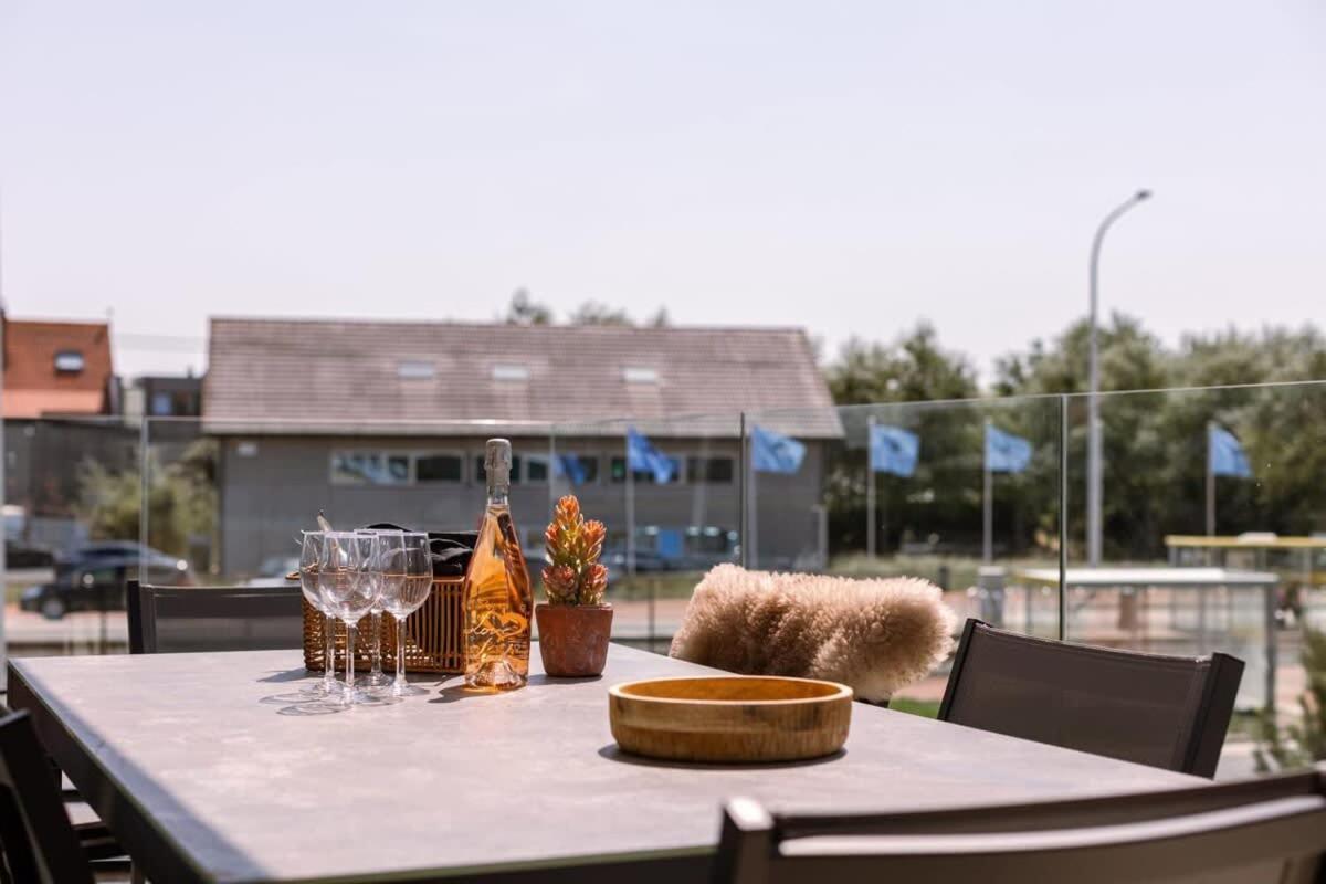 New, Luxurious And Modern Apartment With Private Parking Koksijde Dış mekan fotoğraf