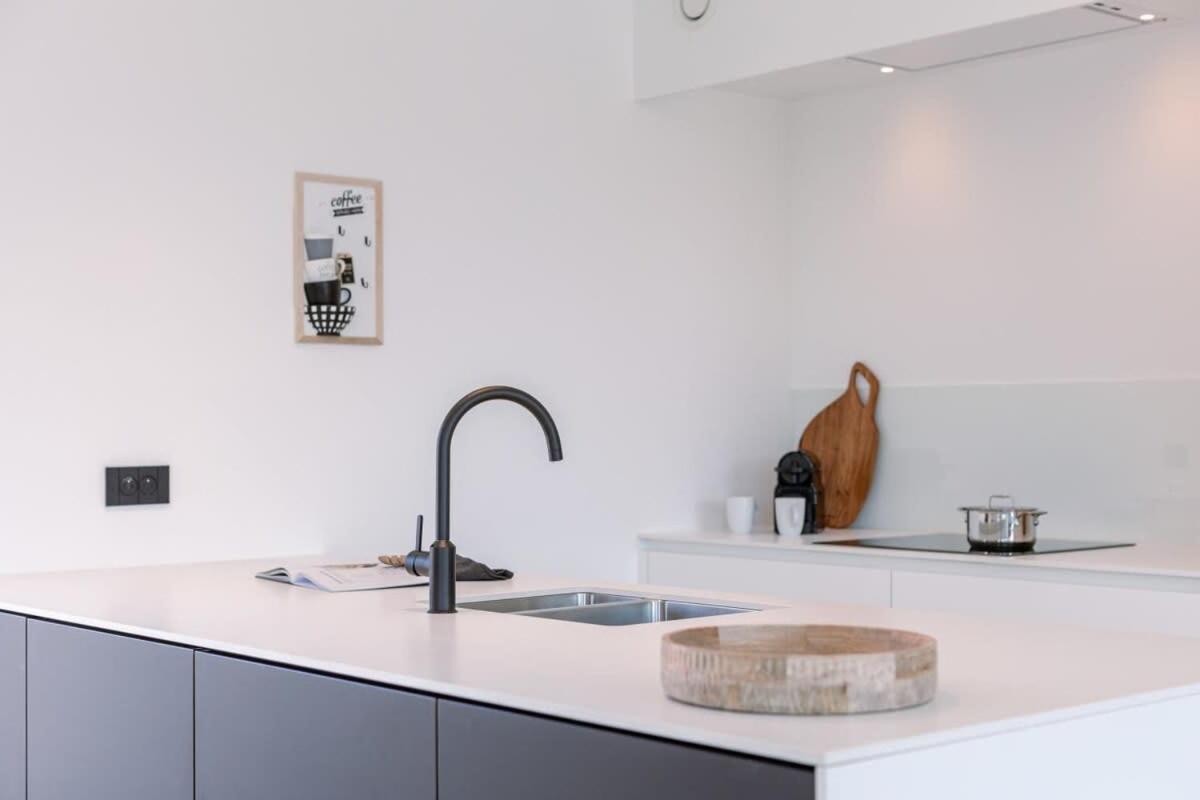 New, Luxurious And Modern Apartment With Private Parking Koksijde Dış mekan fotoğraf