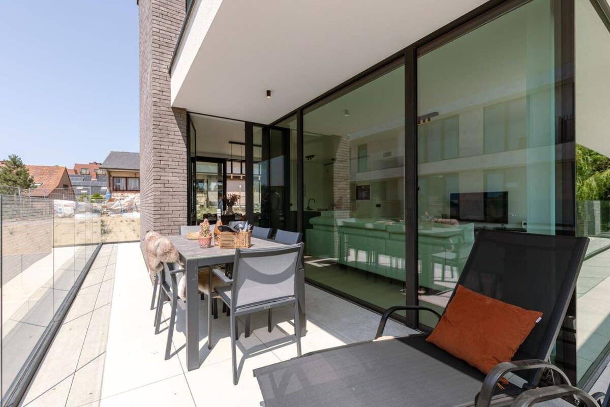 New, Luxurious And Modern Apartment With Private Parking Koksijde Dış mekan fotoğraf