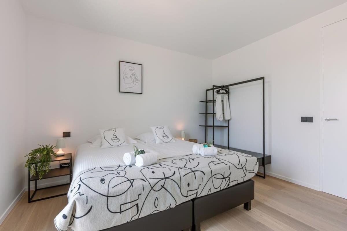 New, Luxurious And Modern Apartment With Private Parking Koksijde Dış mekan fotoğraf
